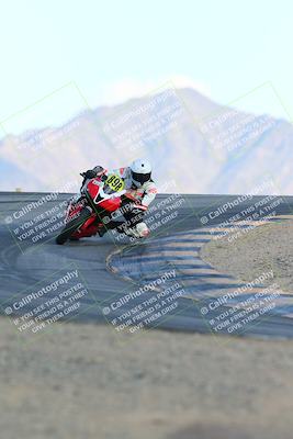 media/Nov-16-2024-CVMA (Sat) [[0e4bb1f32f]]/Race 11-Amateur Supersport Open/